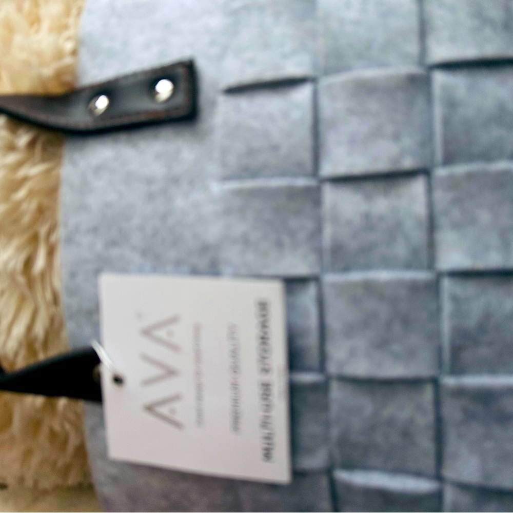 Ava woven gray basket for one each: price correction